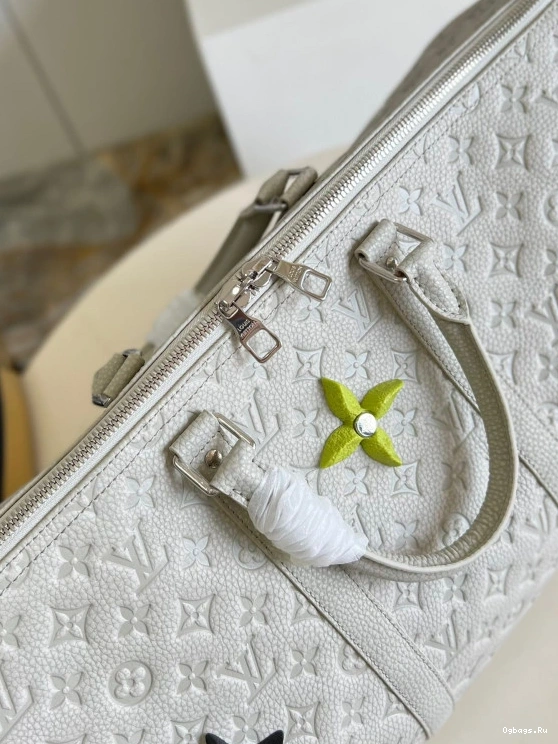 50 LOUIS VUITTON KEEPALL 0521
